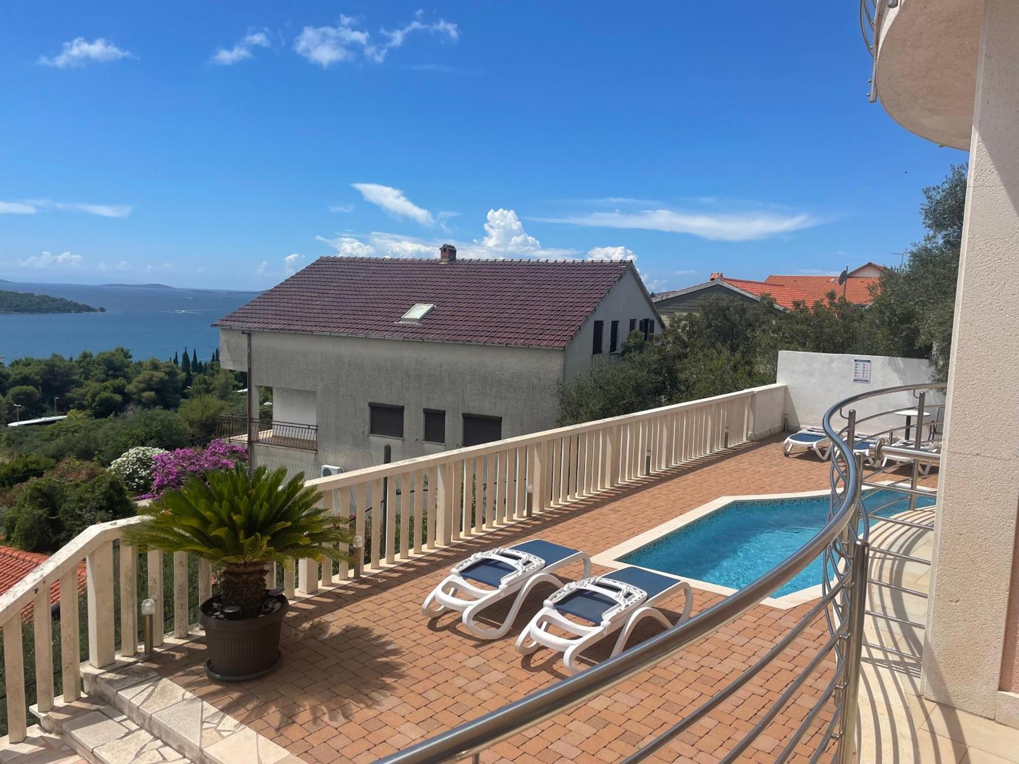Villa Luciana Trogir Exterior photo