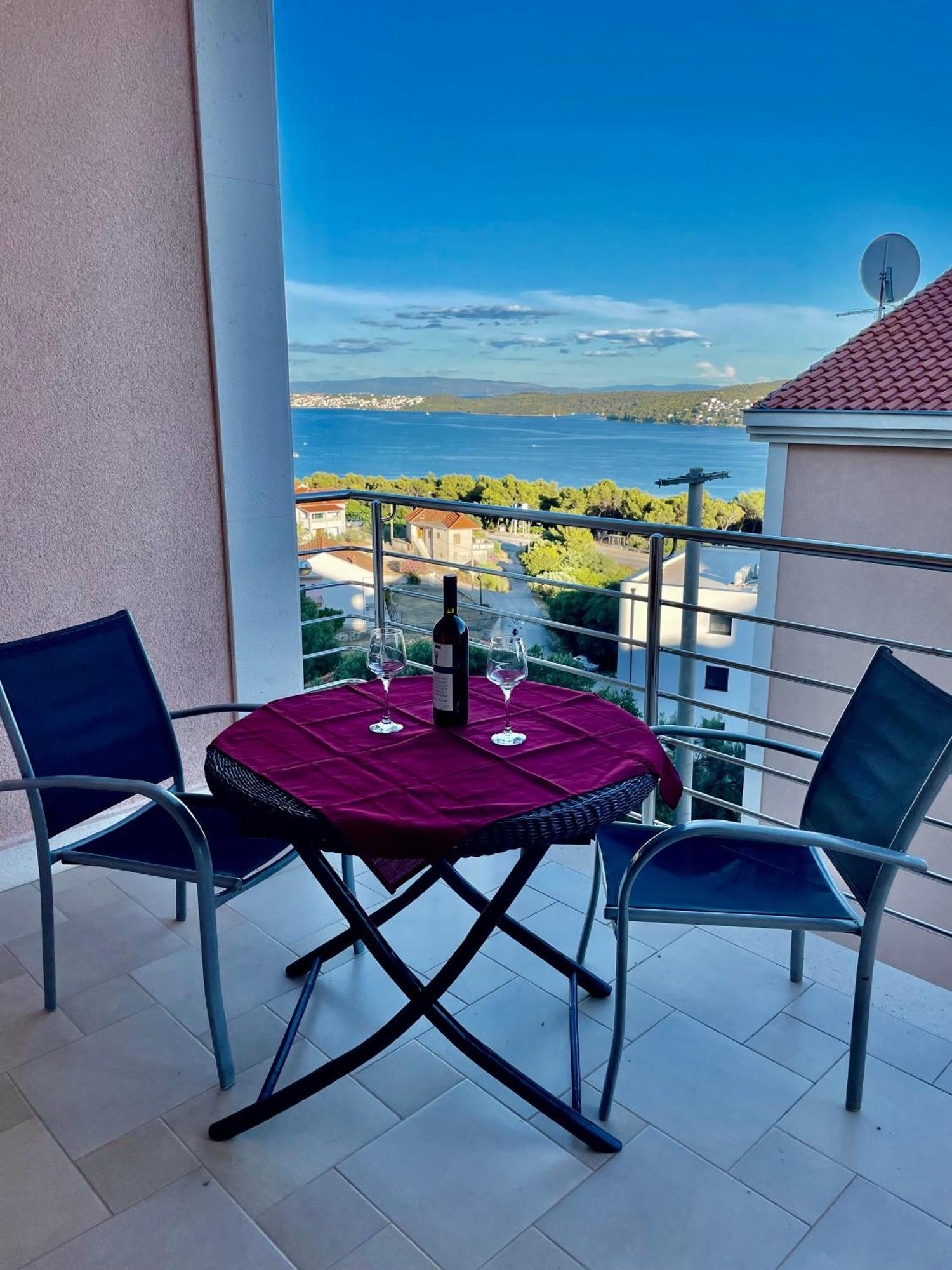Villa Luciana Trogir Exterior photo