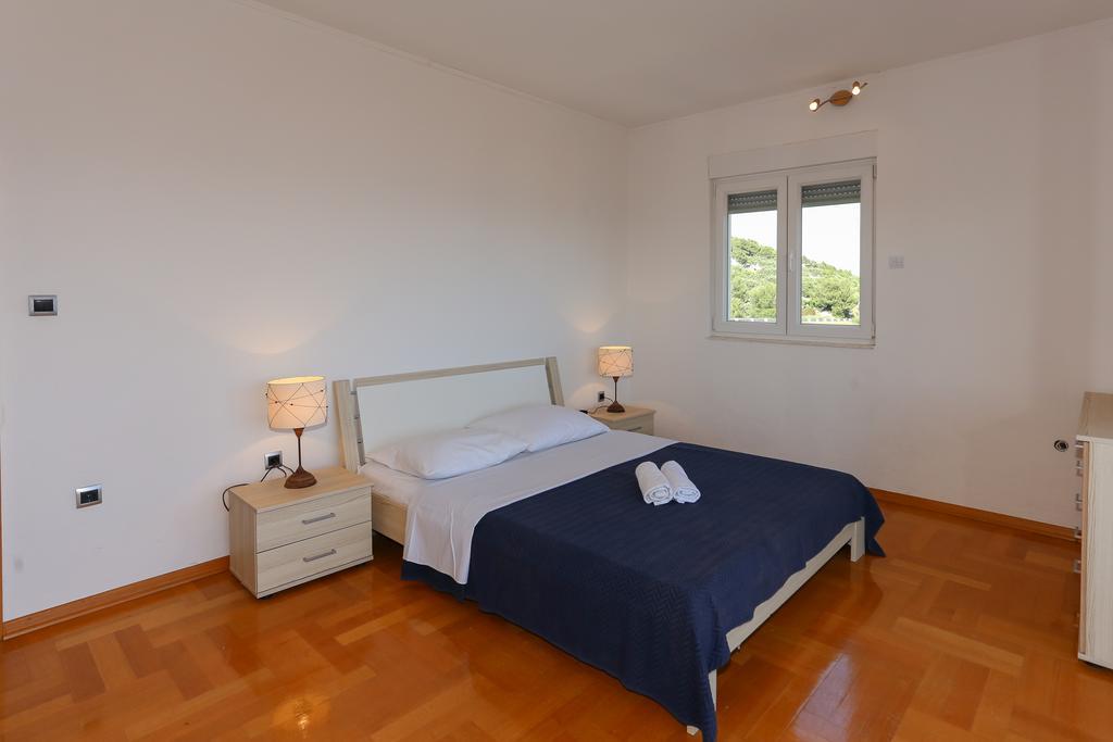 Villa Luciana Trogir Exterior photo